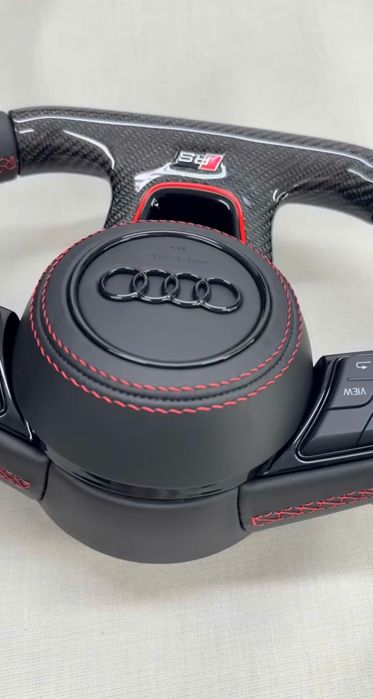 Ауди RS волан оригинал, карбон, изцяло ръчна изработка