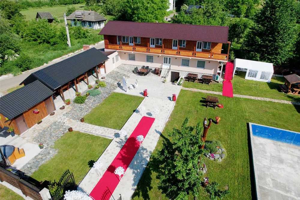 Locatie pentru diferite evenimente sau casa de locuit