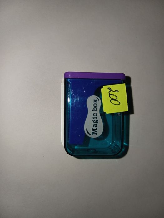 Продам! Новый. Ташка по 200т.
