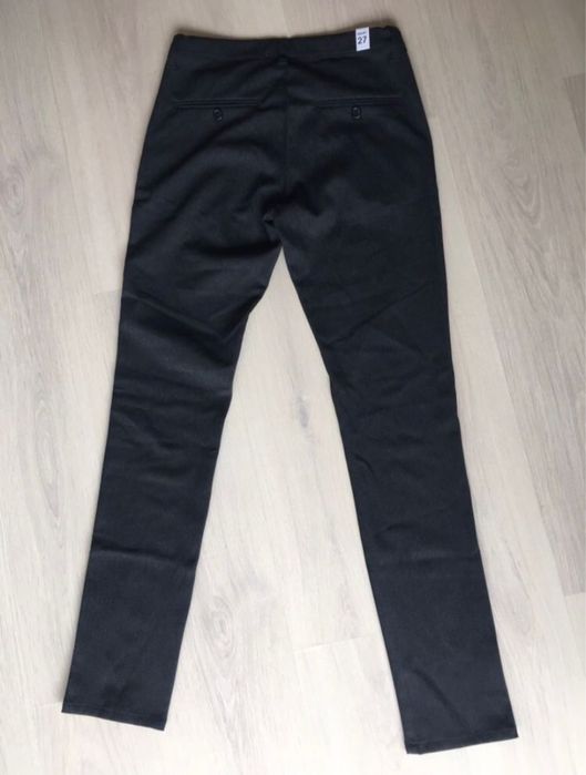 Vând pantaloni office/clasici (M)superbi.