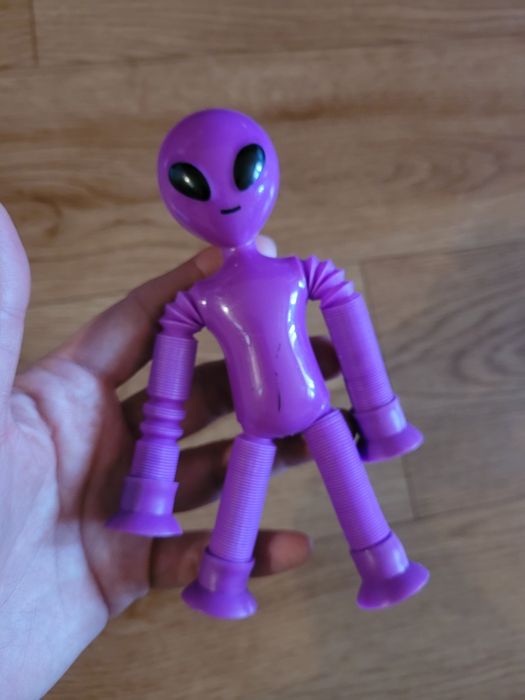 Игрушки Космонавт Робот Пришелец