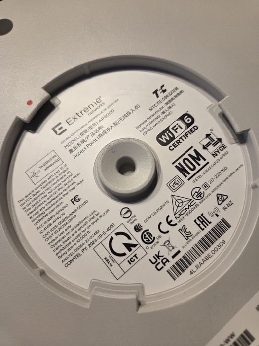Access point profesional/enterprise Extreme Networks AP4000-WW WiFi 6E 3.9Gbps PoE – complet, testat, 100% FUNCȚIONAL