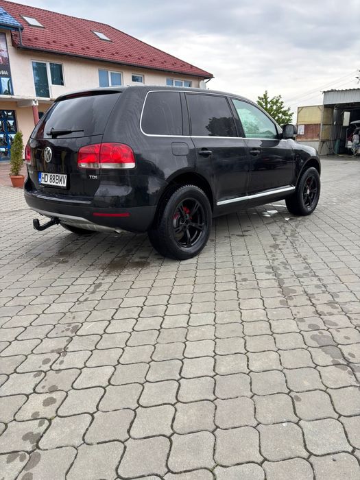Volkswagen Touareg 2,5 manual pe arcuri sau schimb ofer diferenta