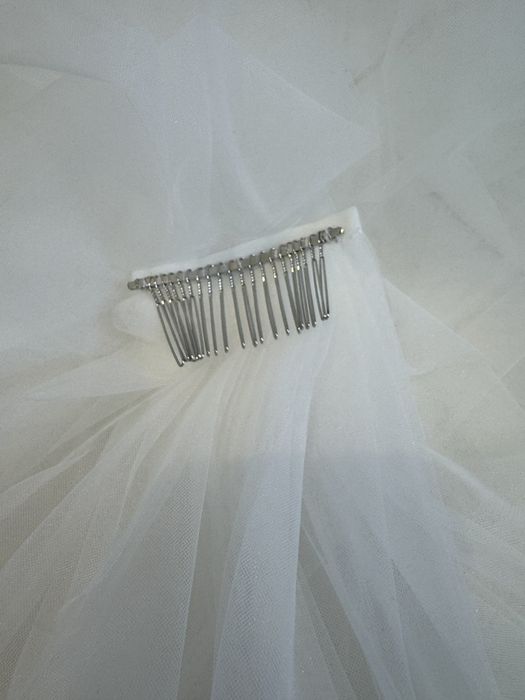 Сватбена рокля тип русалка с гол гръб-размер С/М-еластична