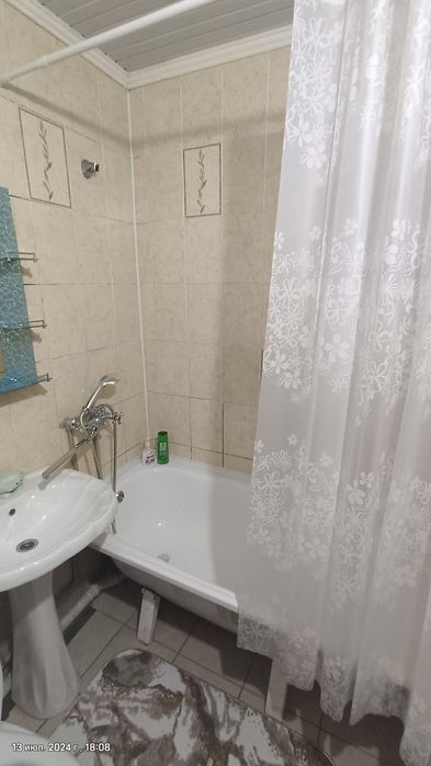 Сдается 2 комнат в центре 13000