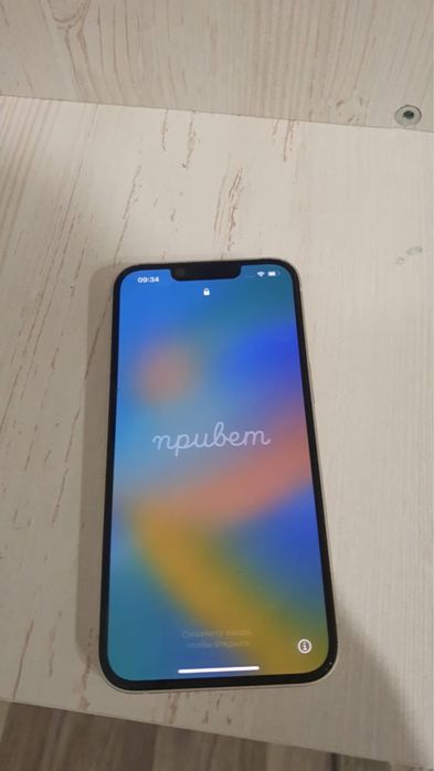 Айфон 13 в хорошем состоянии