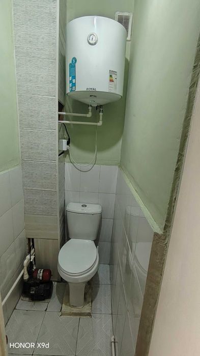 Qarshi sh 2 xonali kvartira sotiladi