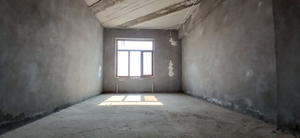 Срочно продаётся или обмен  квартира 4х комнатная