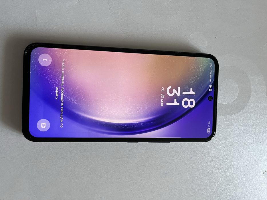 Продаю Samsung Galaxy A54 5G.