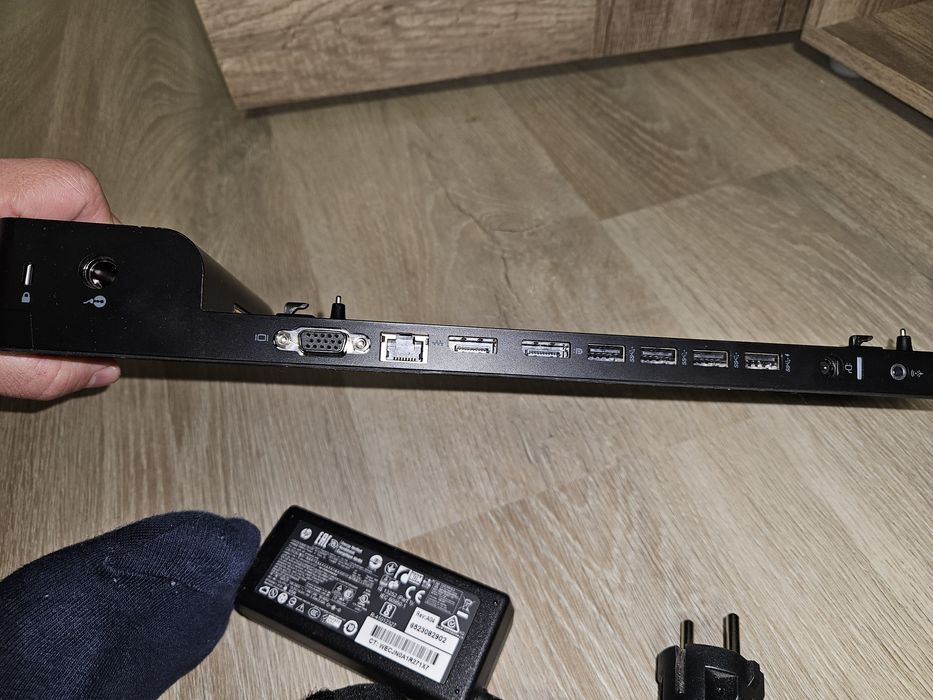 Docking Station sursă HP UltraSlim