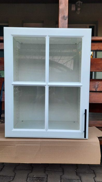 Dulap-vitrina bucatarie