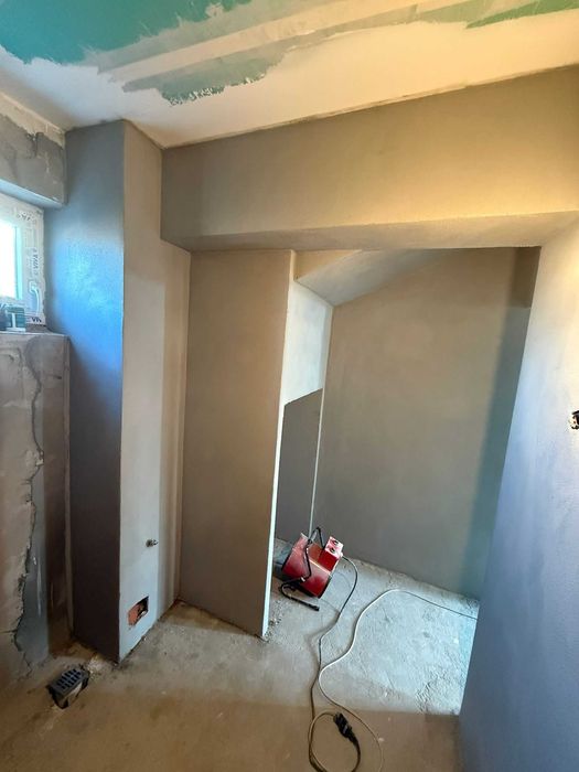 Finisaje interioare/Glet/Gips-carton/Tinci