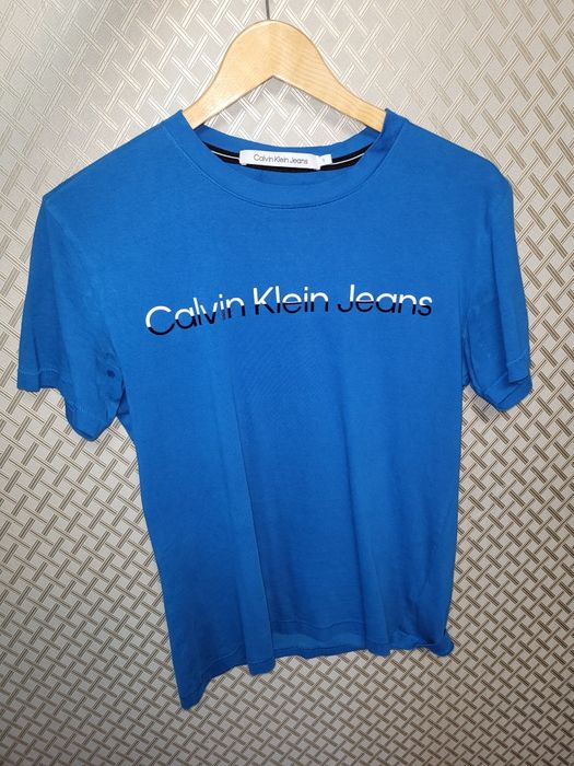 vand tricou calvin klein