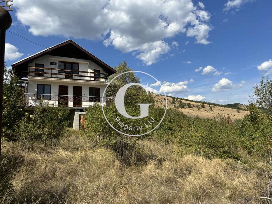 Къща в Перник, област-с.Мурено площ 50 цена 39 000 Евро