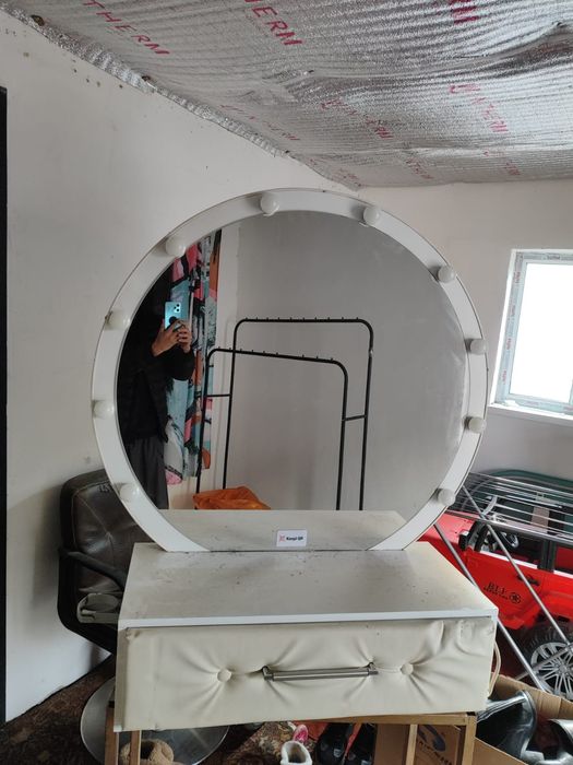 Парикмахерской оборудование