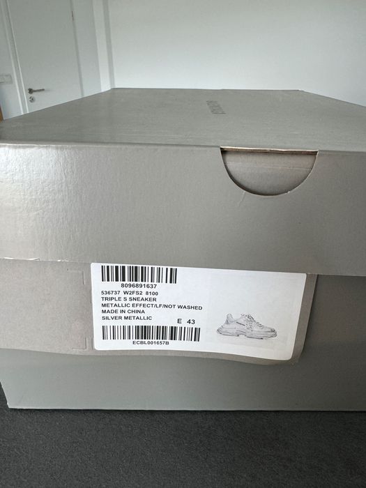 Balenciaga Triple S Sneaker Silver Metalic