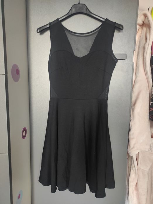 Сладка черна рокля Guess