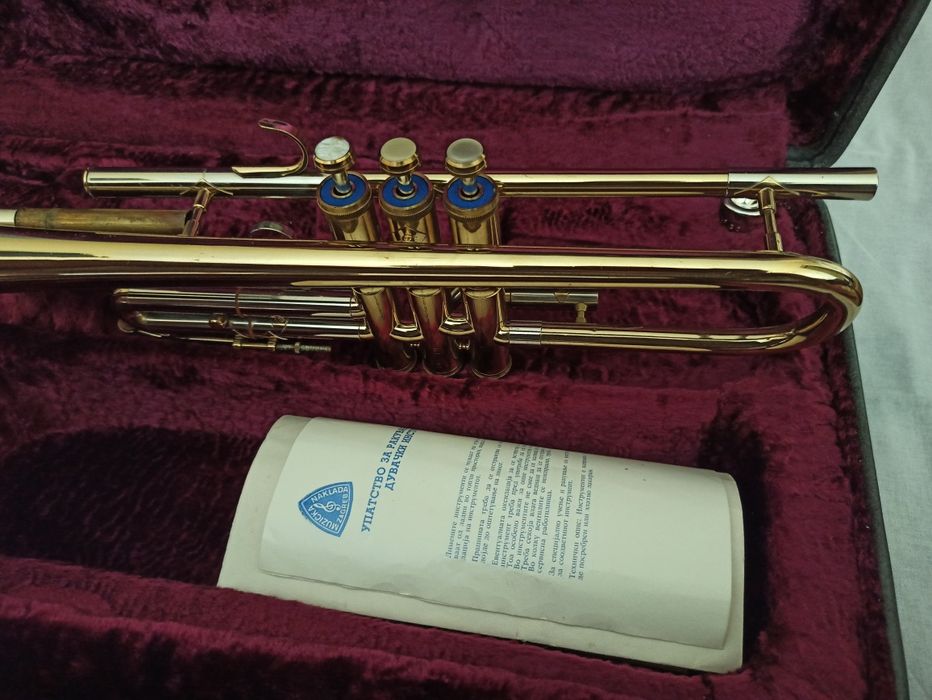 Продавам тромпет