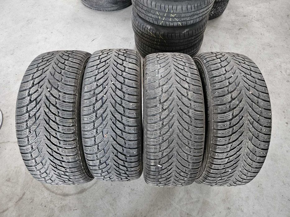 4 Anvelope IARNA 235.55.18 'Nokian' ; stare foarte buna