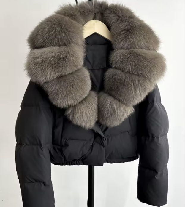 Geaca cu guler voluminos din blana narurala de vulpe