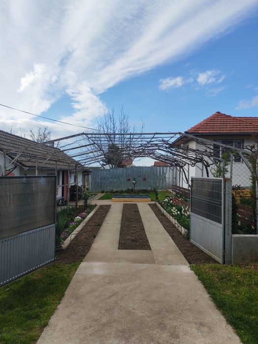 Продава се Къща в с. Ценович, Област Силистра - 150 кв.м за 299 €/кв.м - Снимка #1