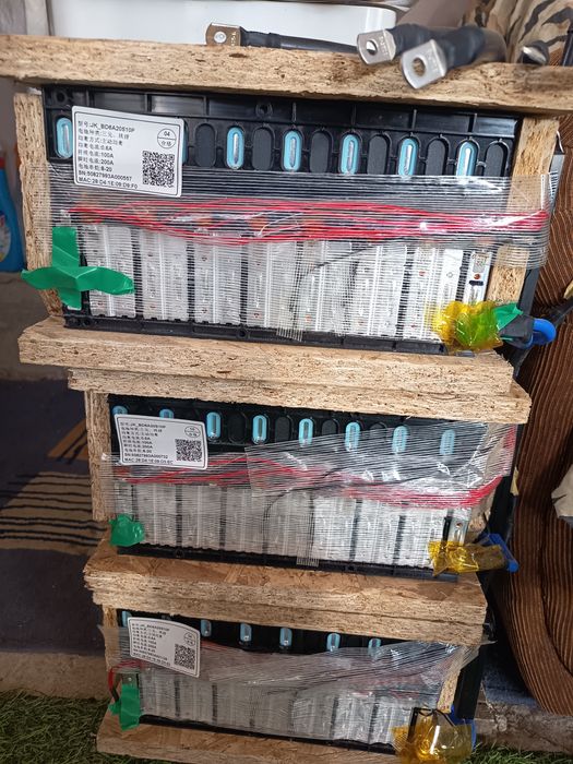 Baterii 3 buc a 7 kw buc LiFePo4