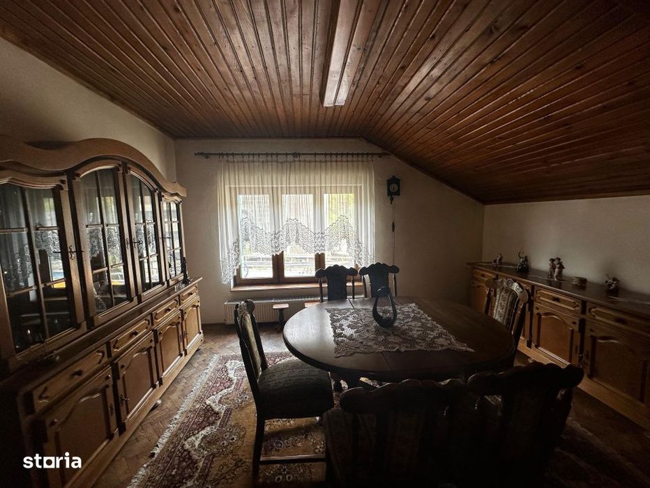 Apartament 3 camere in vila, 114 mp | Curte | Sinaia