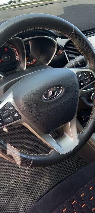 Продаю автомобиль