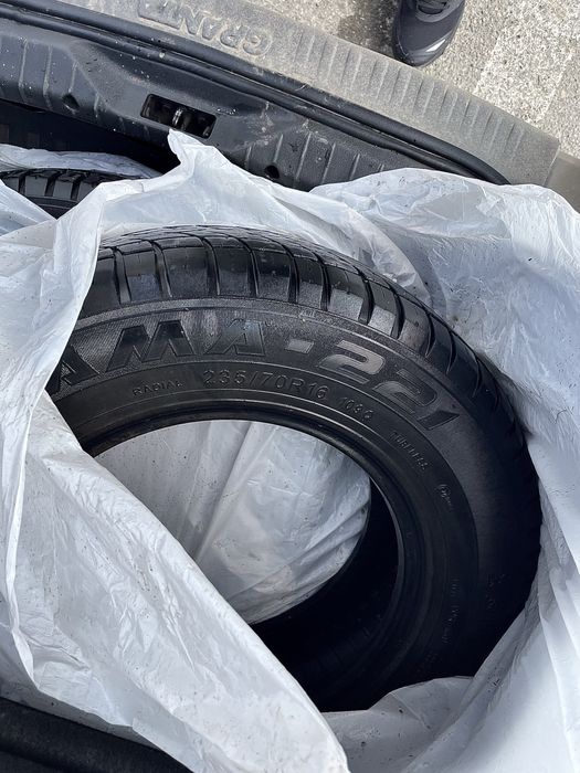 Продам резину в хорошем состянии