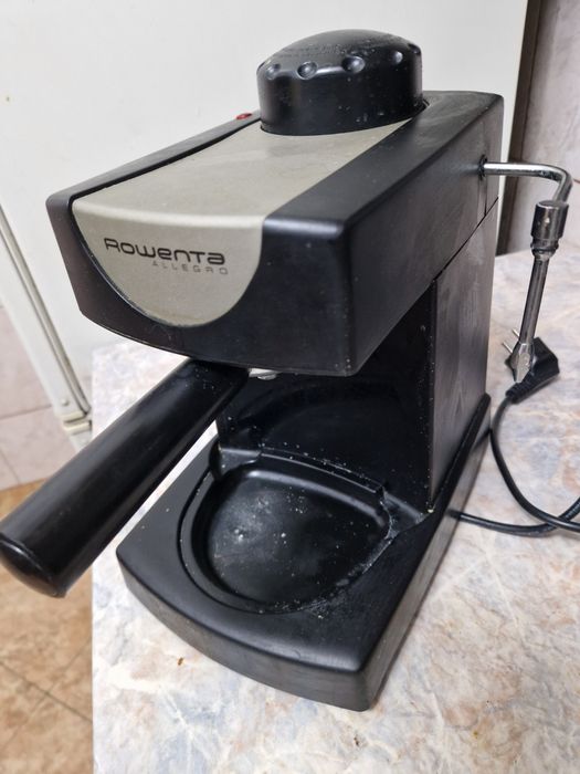 Espressor Rowenta Allegro – Cafea aromată și Cappuccino cremos (Stare excelentă)