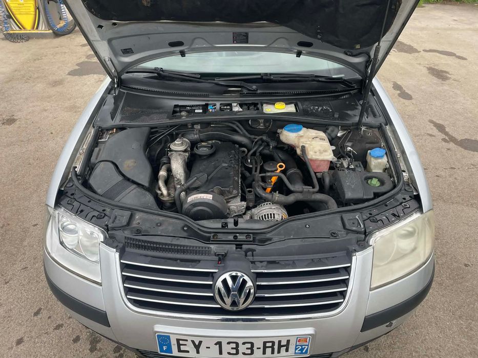 VOLKSWAGEN Passat 2004 — imagine 4