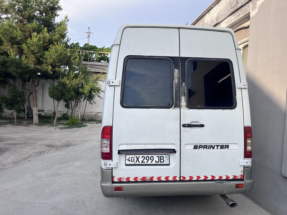 mercedes benz sprinter