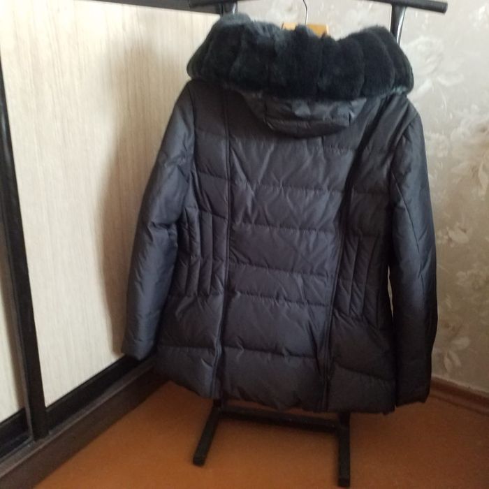 Продаю зимний пуховик,48-52