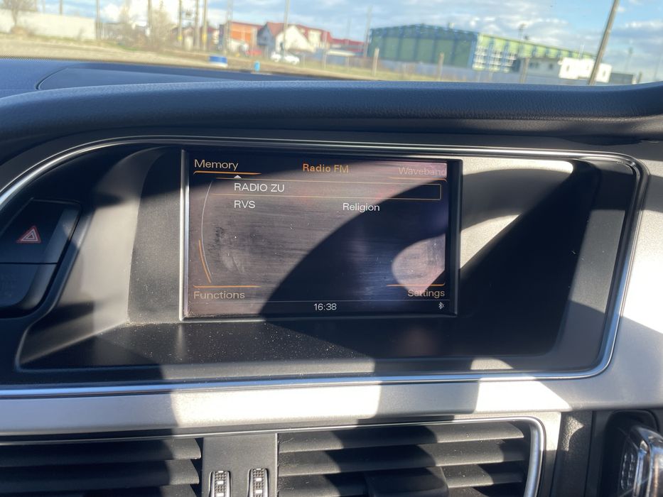 Navigatie Audi A4 A5 facelift bluetooth multimedia