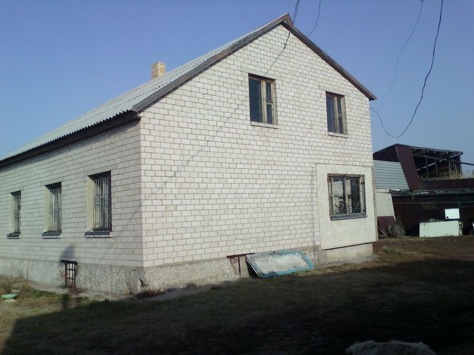 Продам дом с большим участком