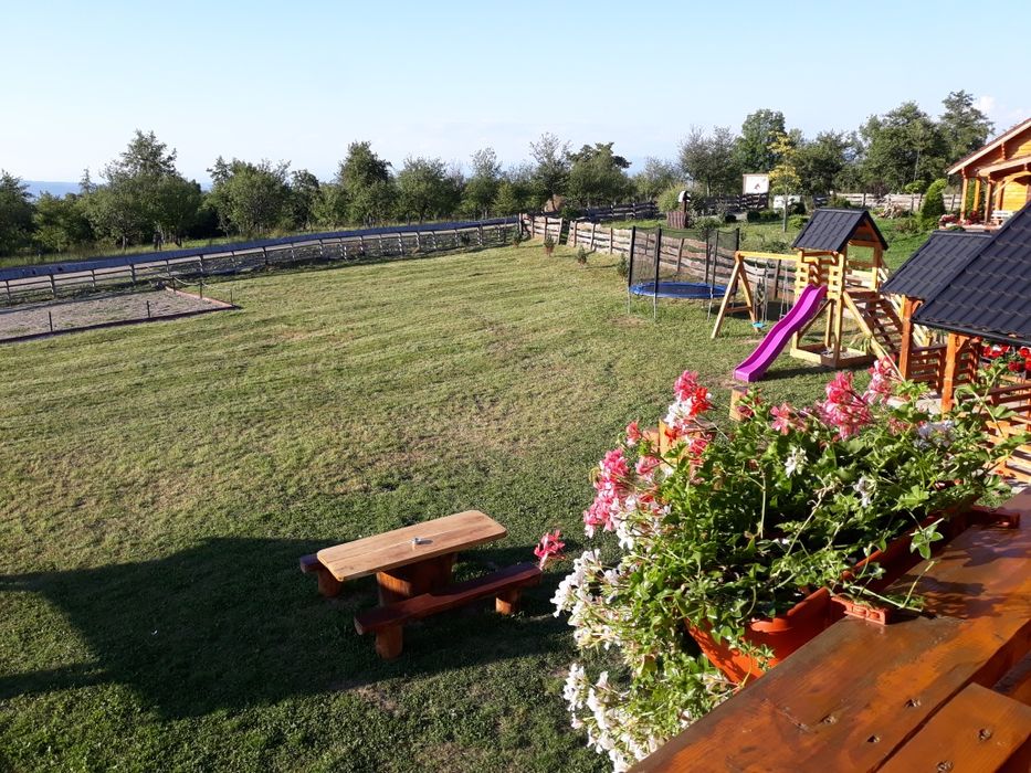 Cabana de inchiriat disponibila de Paste patile de Ski Canic