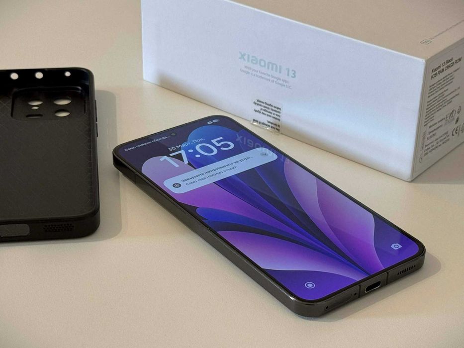 Бартер! Xiaomi 13 256/8GB Black (Черен)