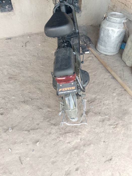 Скутер сотилади янги