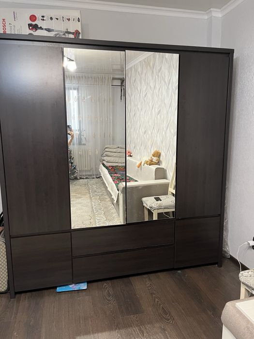 Продам шифонер в отличном состоянии