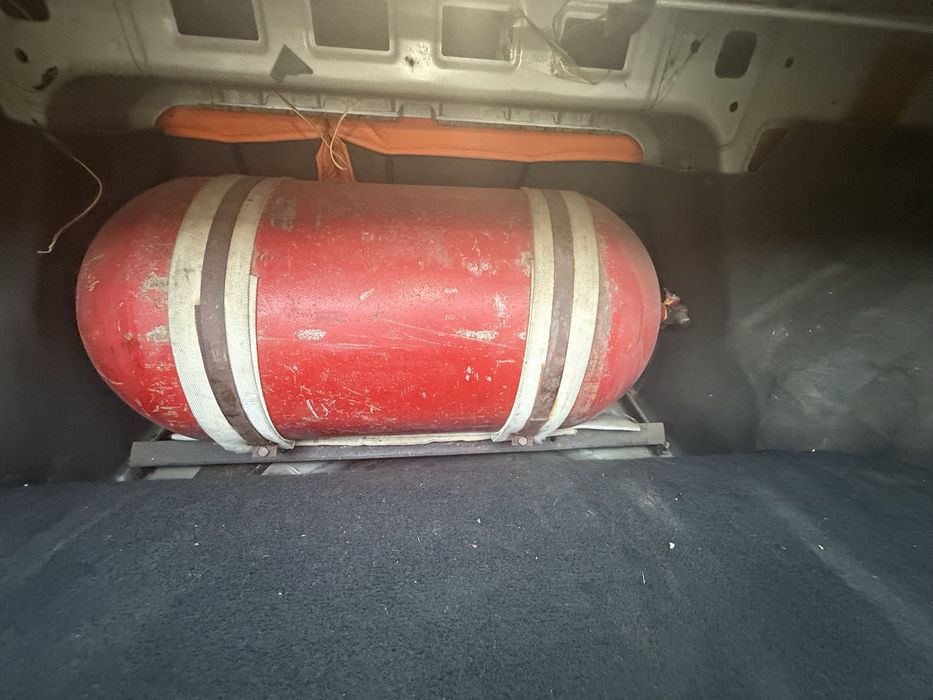 Газ балон сотилади