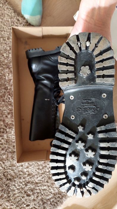 Shelly's. Riders. EU 38