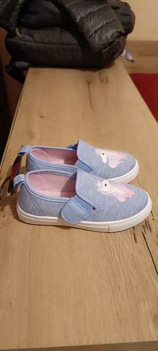 Нови красиви  кецове за момиче номер 28