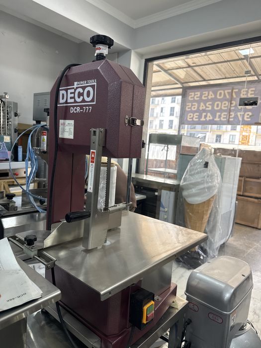 Гош кесетын аппарат.  Пила для мяса гушт суяк  кесадиган аппарат