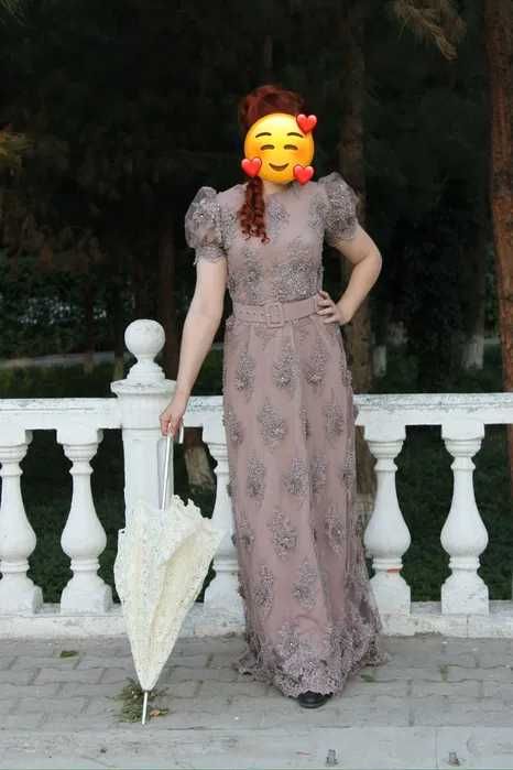 Национальные костюмы, шикарные вечерние платья