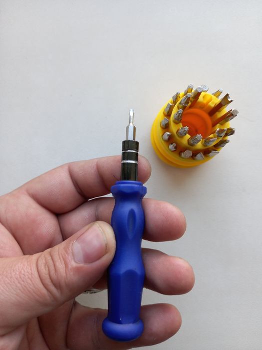 Продам отвертки для телефонов