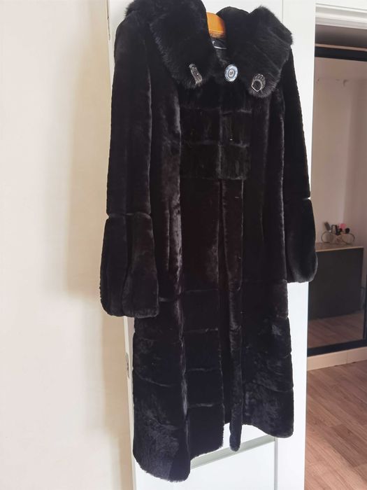 Продам шубу мутон