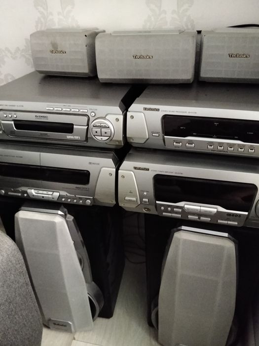 Музыкальный центр