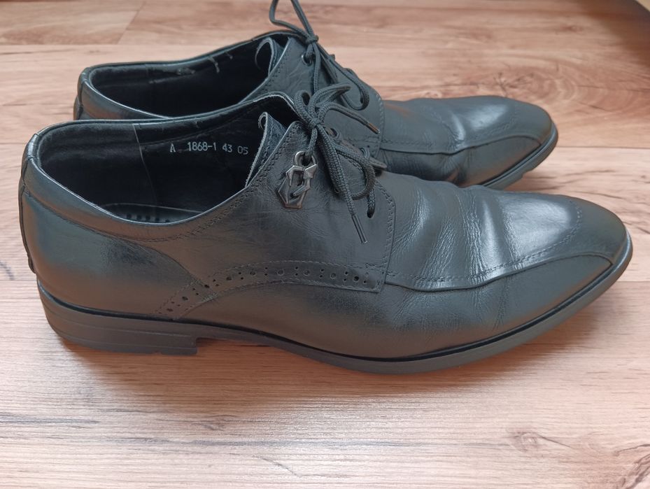 Мужские кожаные туфли