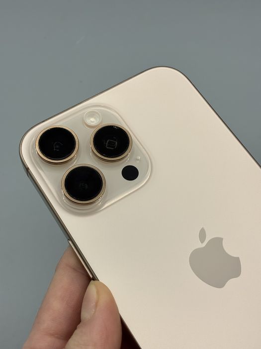 iPhone 16 Pro Max | 256 GB | Baterie 94% | Desert Titanium | Garantie