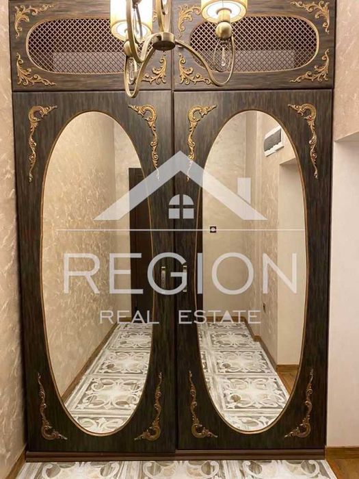 Дава се под наем Тристаен апартамент в Варна, Гръцка махала - 74 кв.м за 816 € - Снимка #2